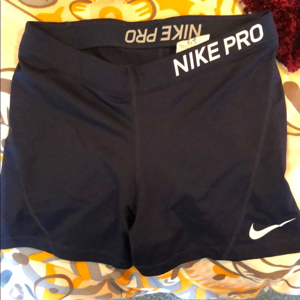 Large nike pro spandex fits like a medium